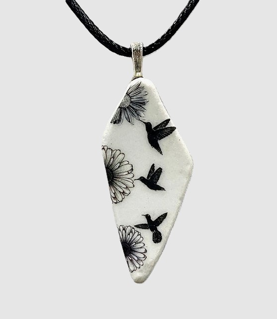 Black and White Flower Hummingbird Necklace